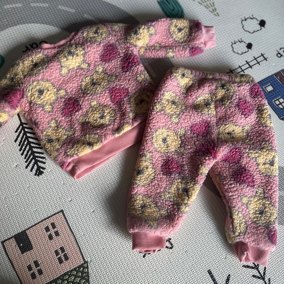 Disney baby Pooh bear Sherpa set - Picture 4 of 5